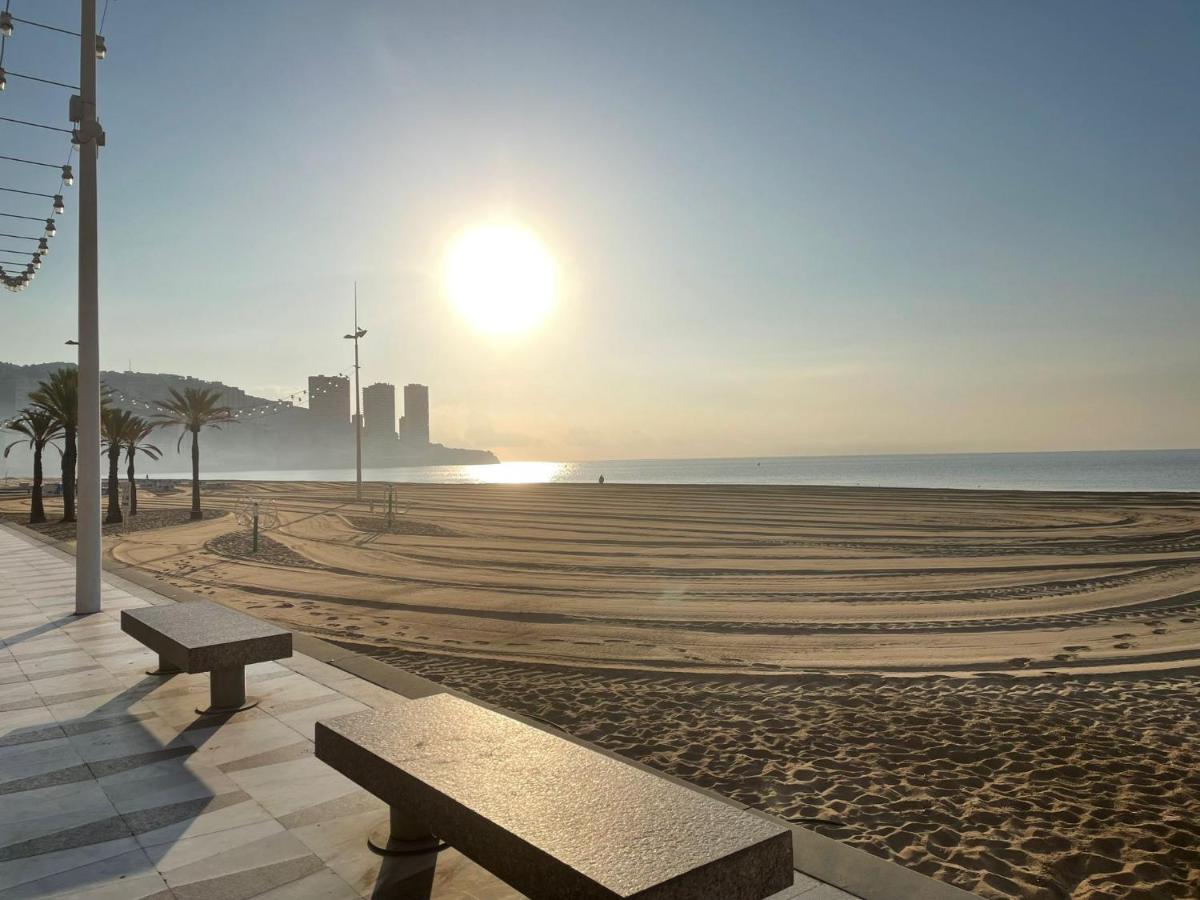 Apartamento Turistico Playmon Bacana Planta 14 ベニドルム エクステリア 写真